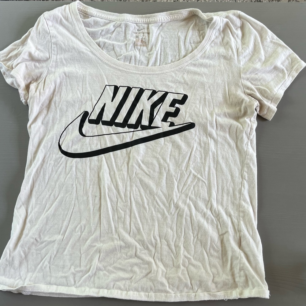 Nike Everyday Tee Size S